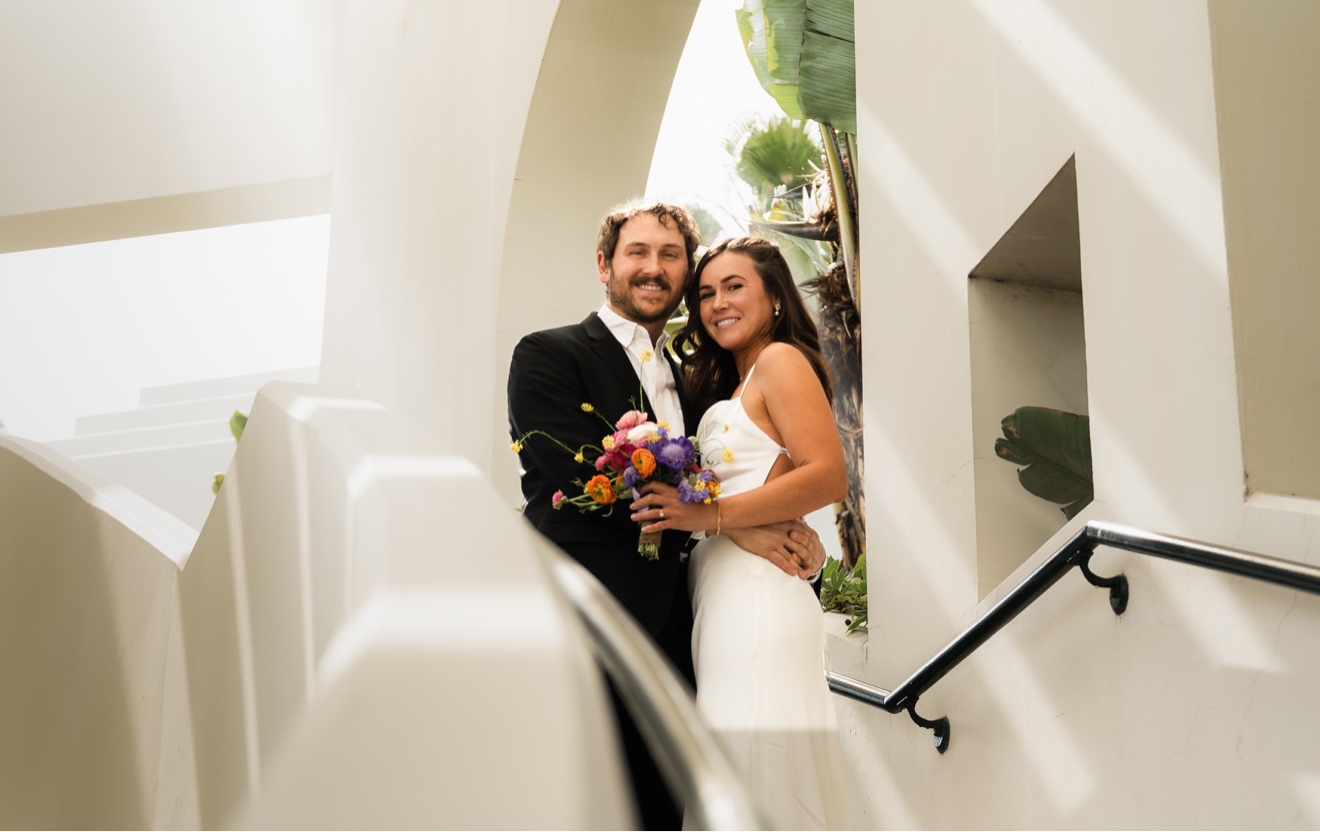 Wedding couple with bouquet